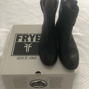 Frye Anna Shortie Leather Boots